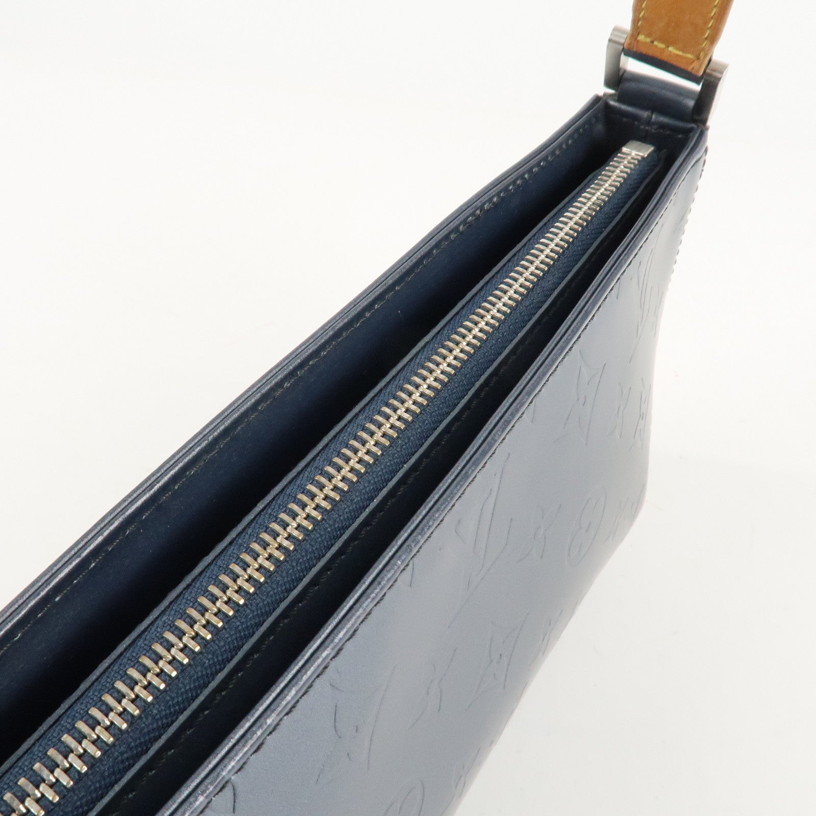 LO-LV bags 3831