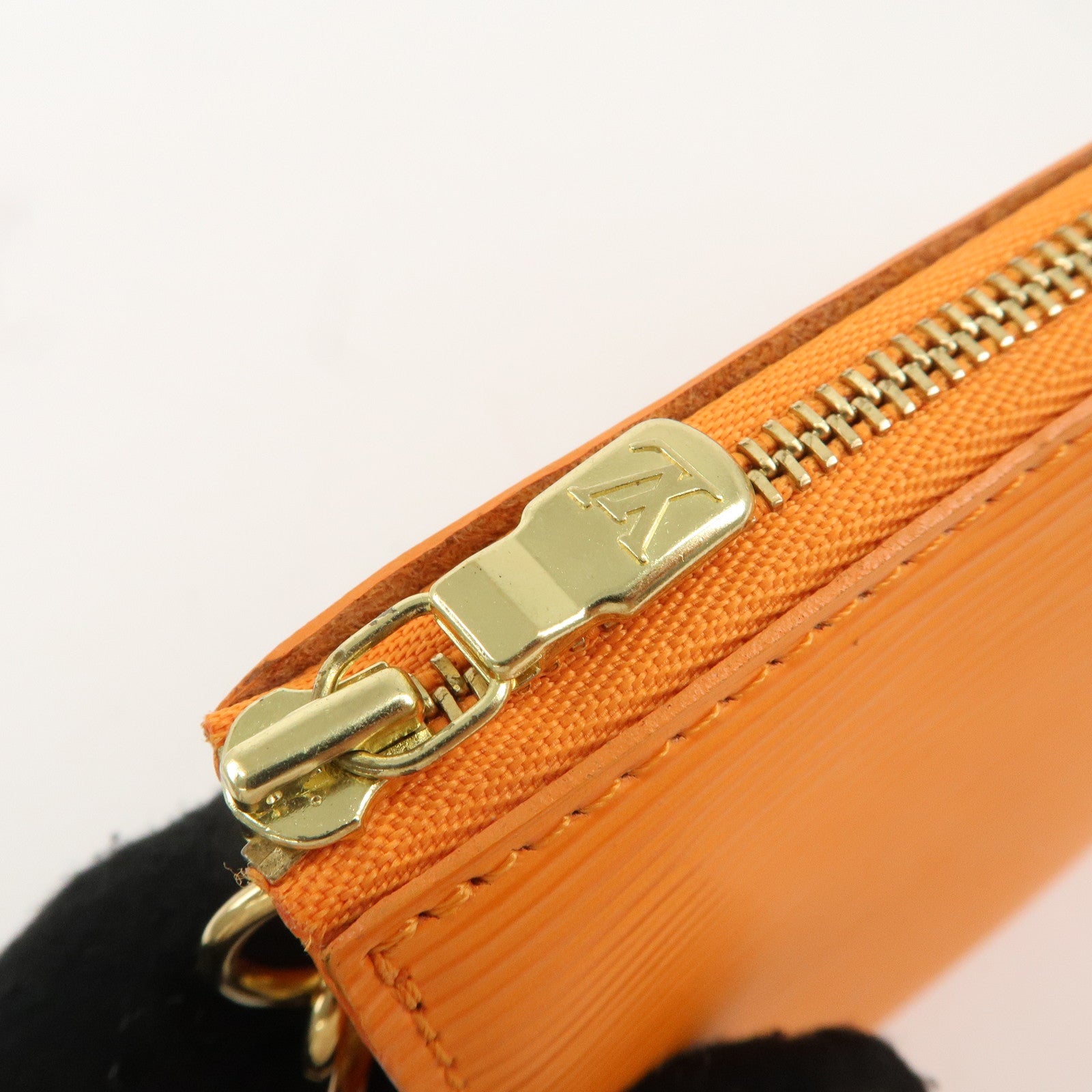 LO-LV bags 4023