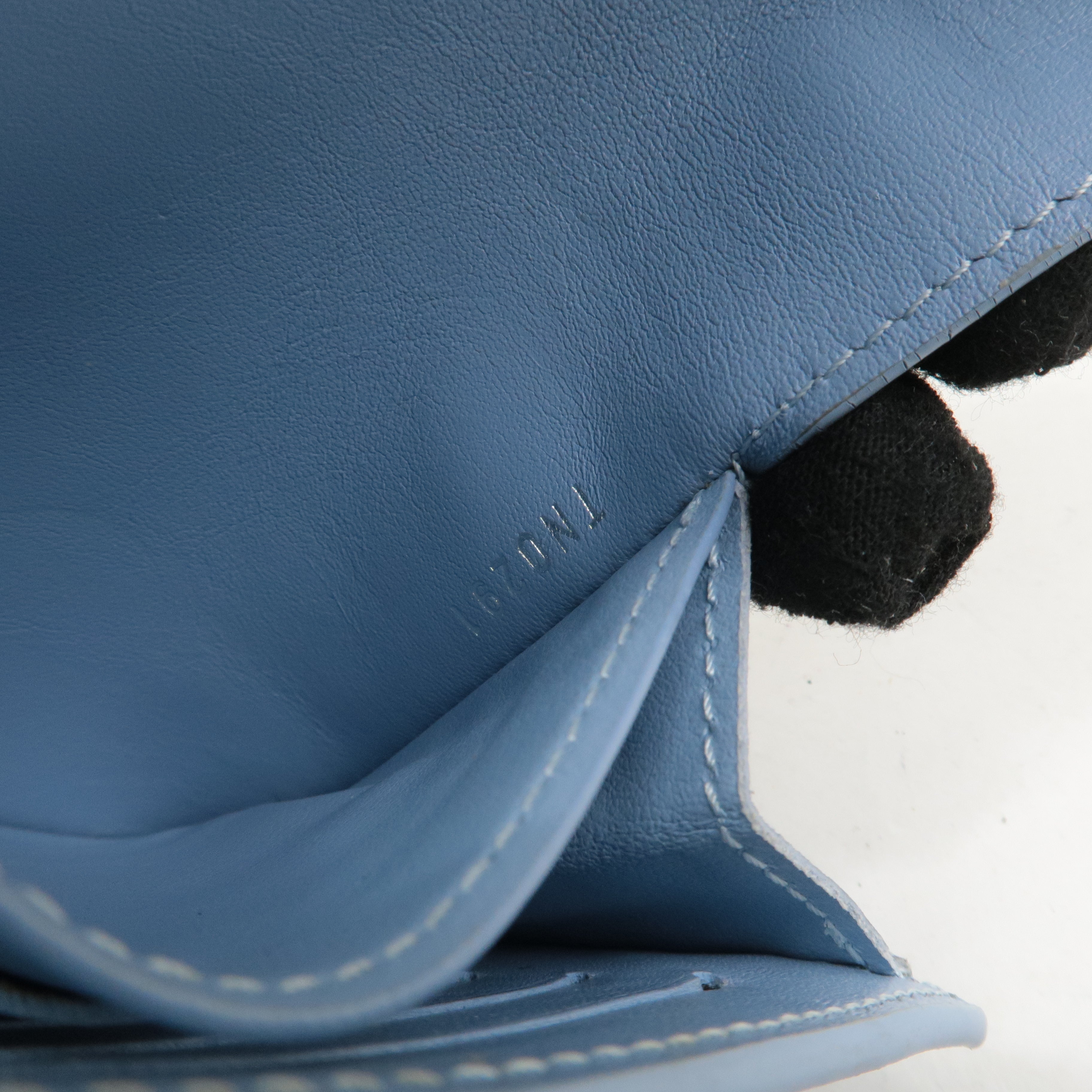 LO-LV bags 4083