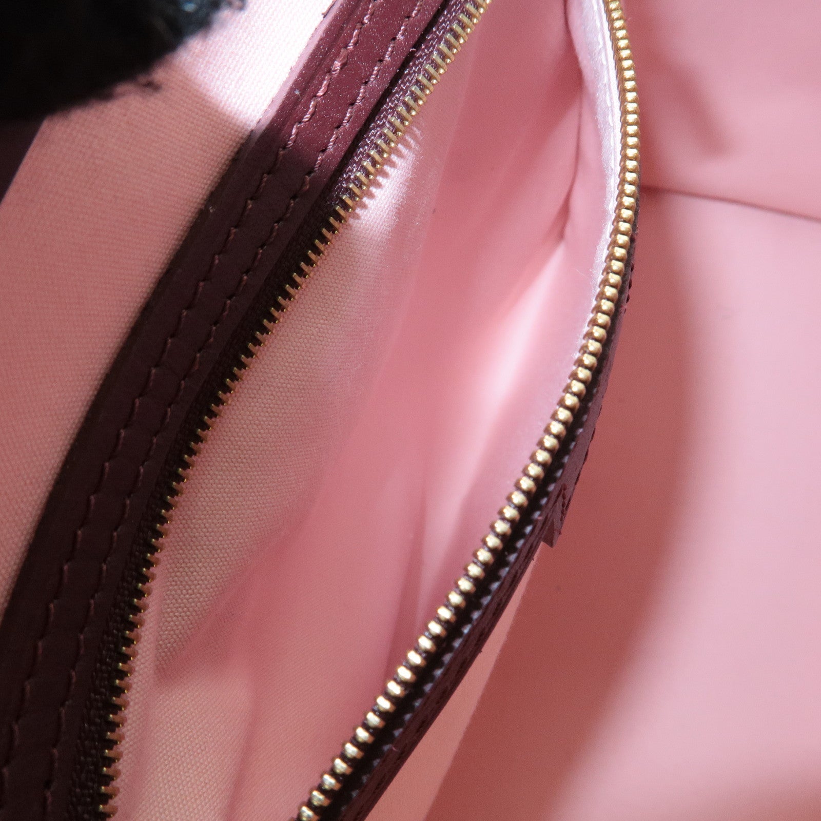 LO-LV bags 4068