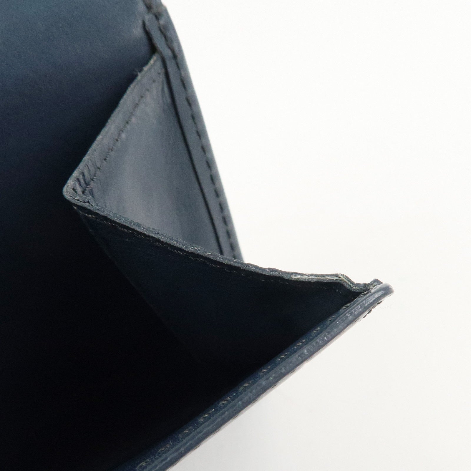 LO-LV bags 3839