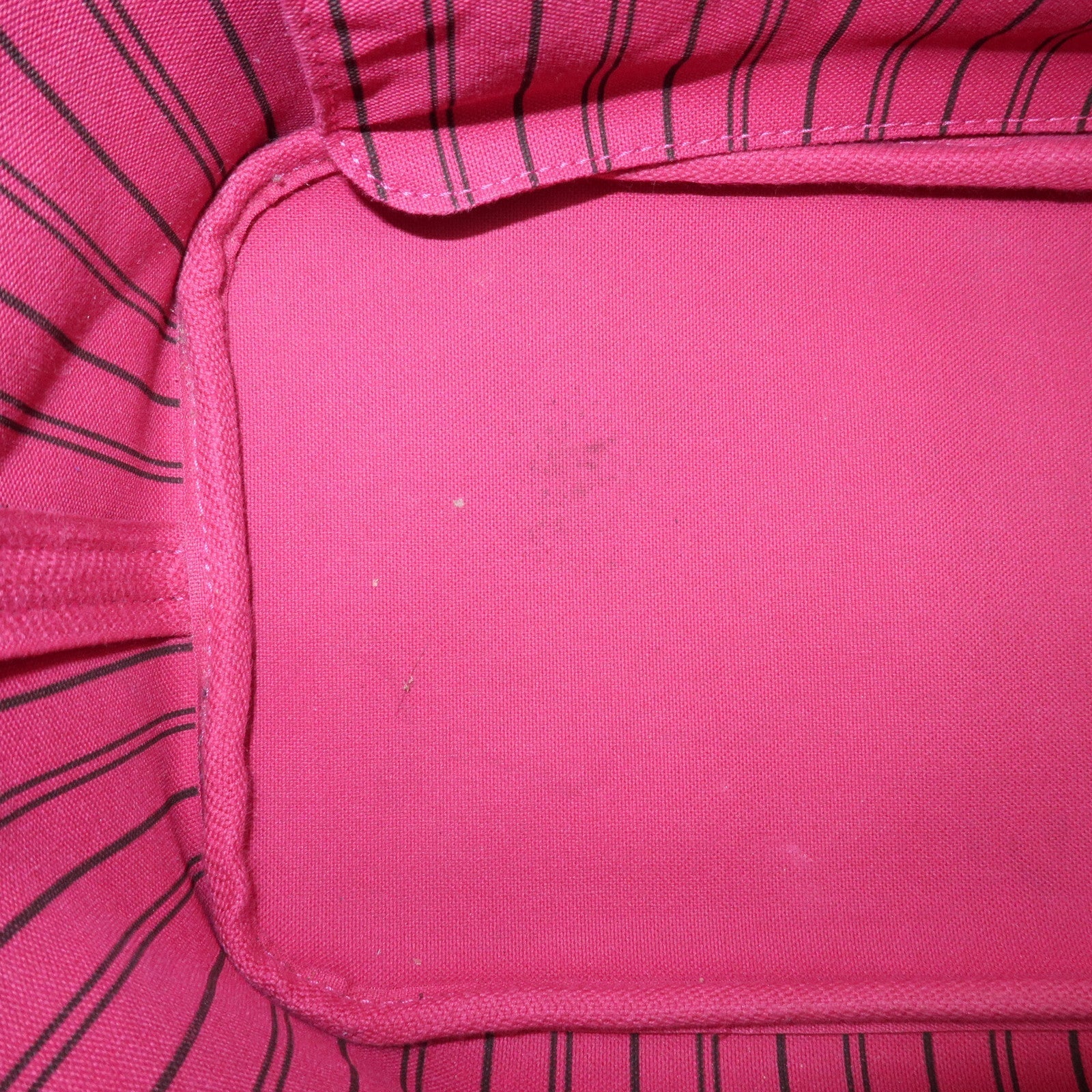 LO-LV bags 3851