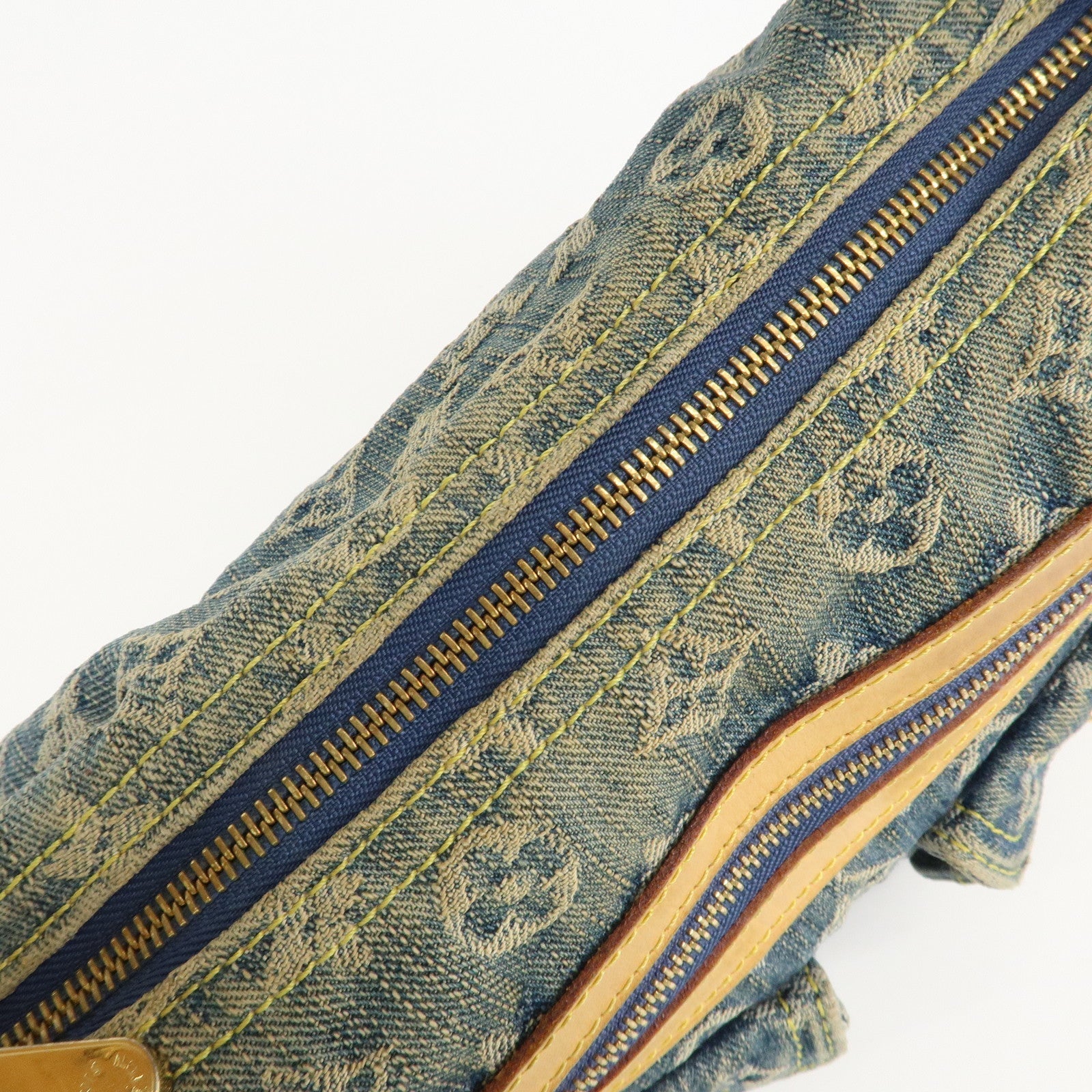 LO-LV bags 3820