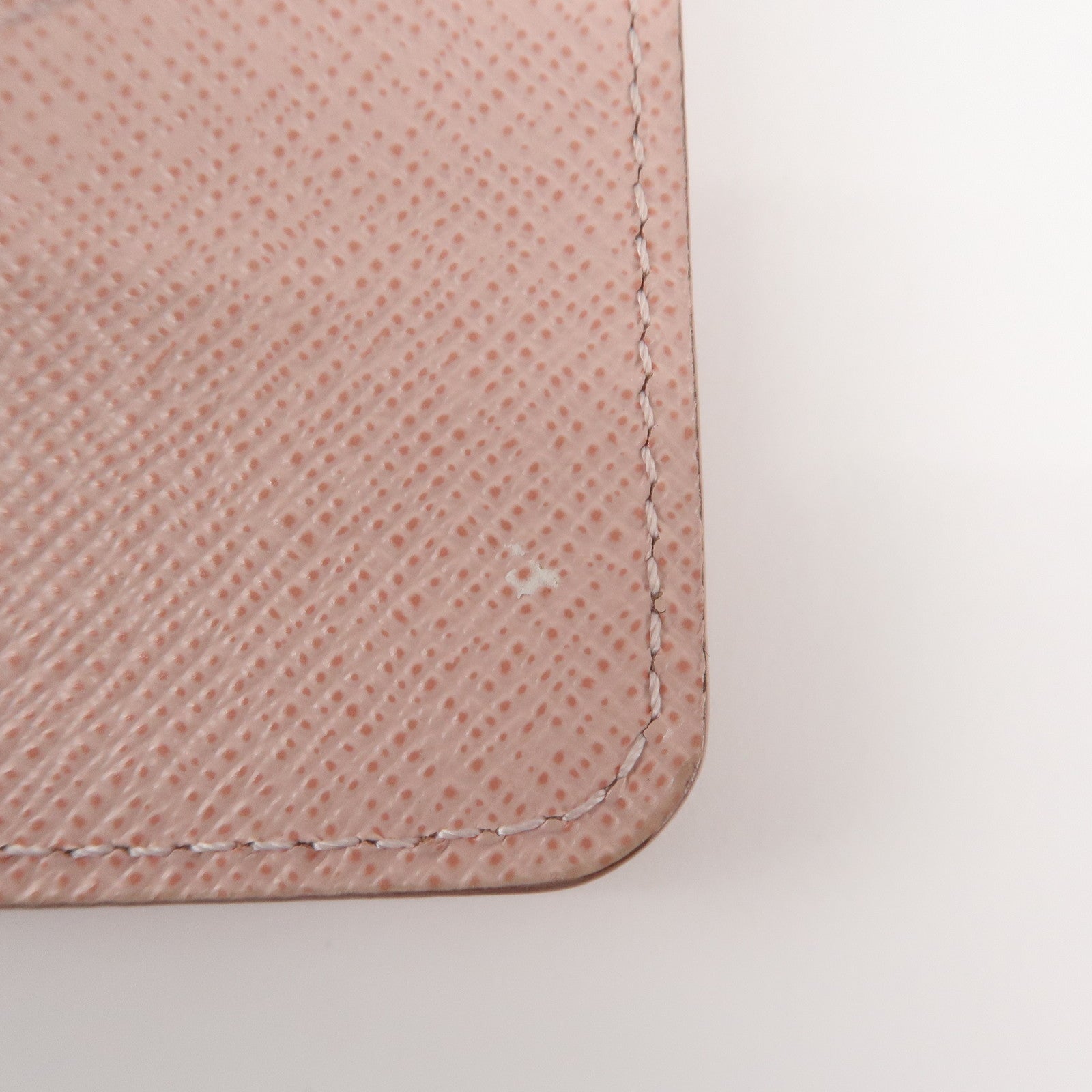 LO-LV bags 3803