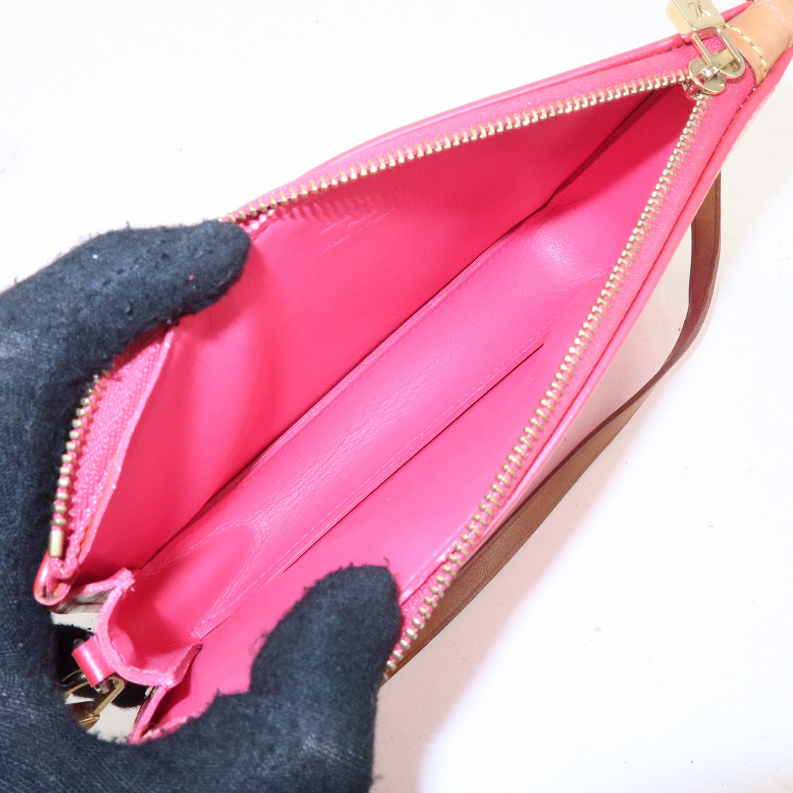 LO-LV bags 4047