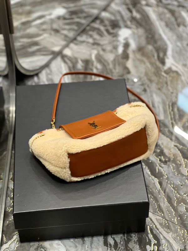 BB - YSL Bag - 4224