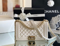 CHL - Medium Classic Flap Bag 25LO White For Women A67086