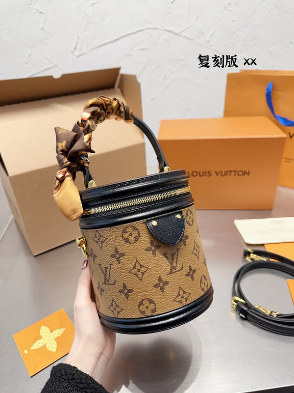 LO - LV Bags - 15129