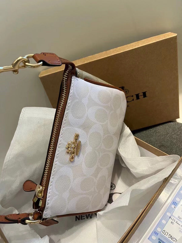 LO - CCH Bags - 116
