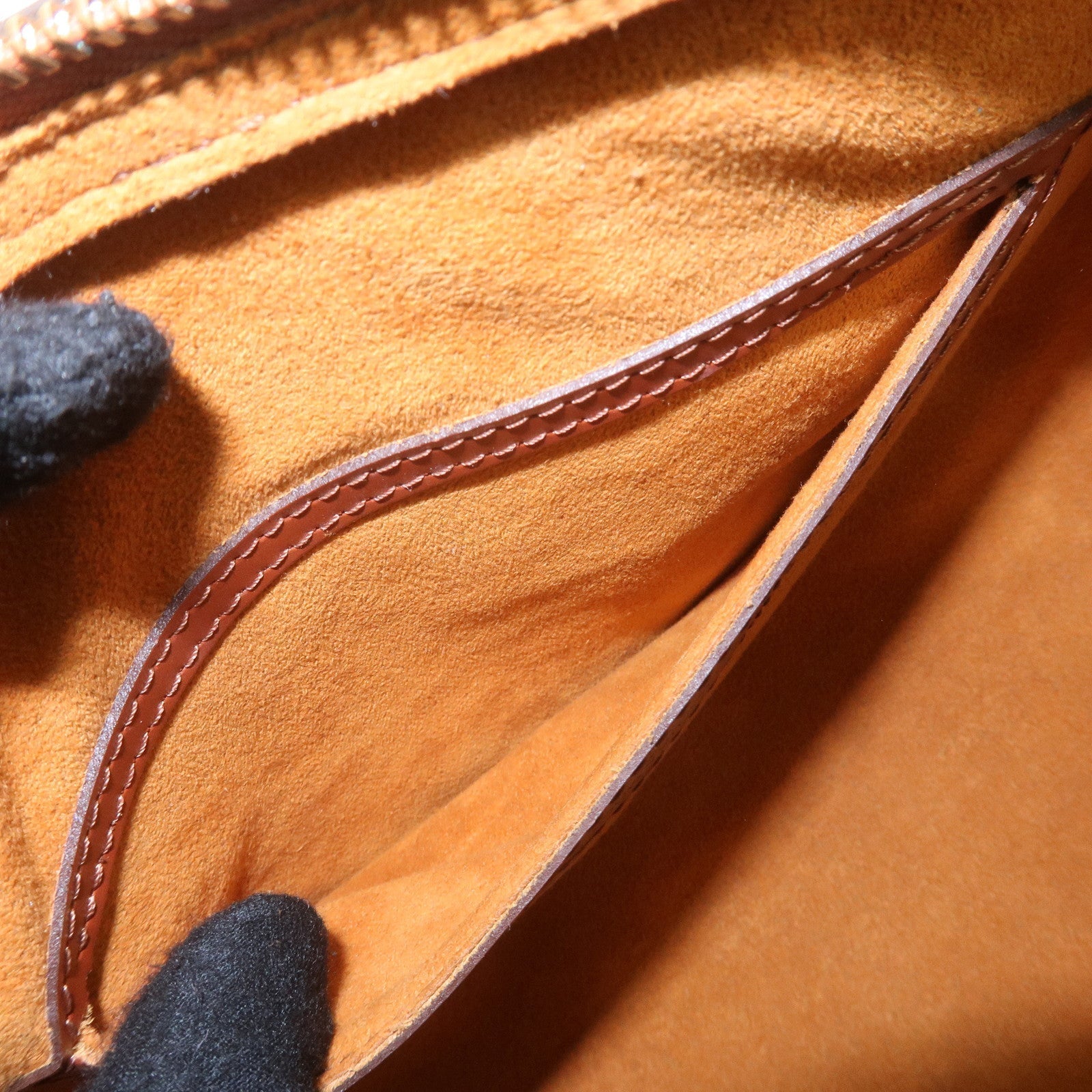 LO-LV bags 3518