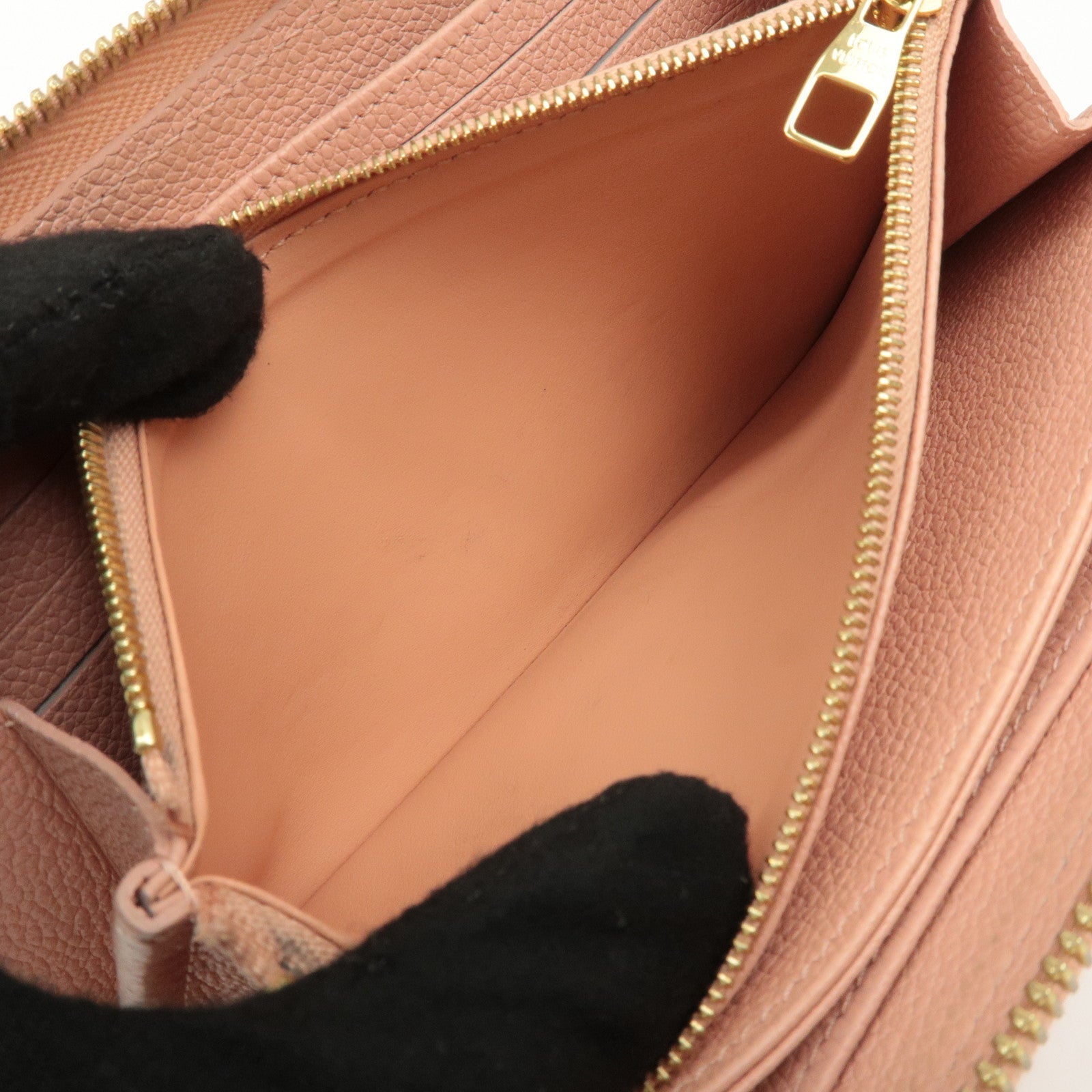 LO-LV bags 3924