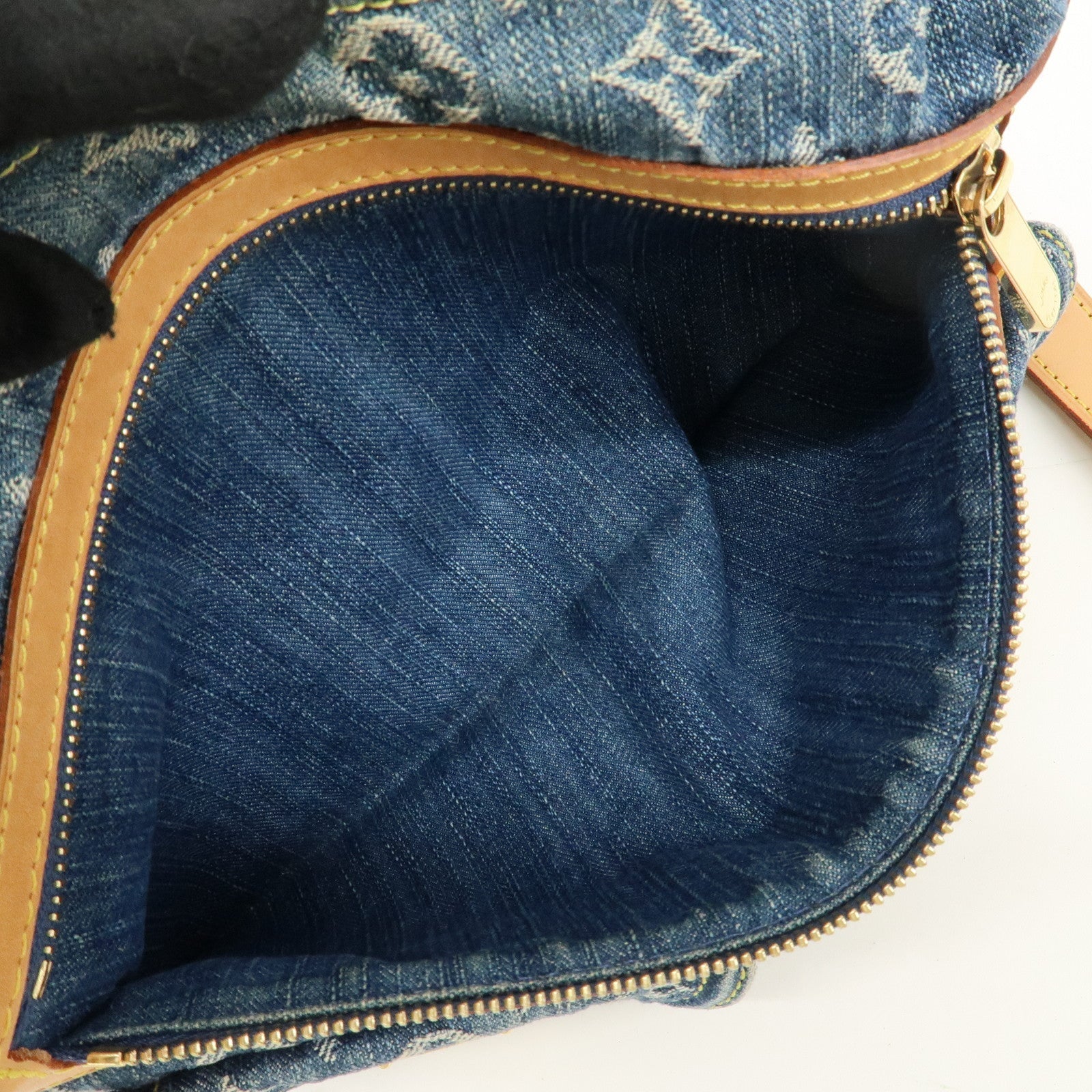 LO-LV bags 3981