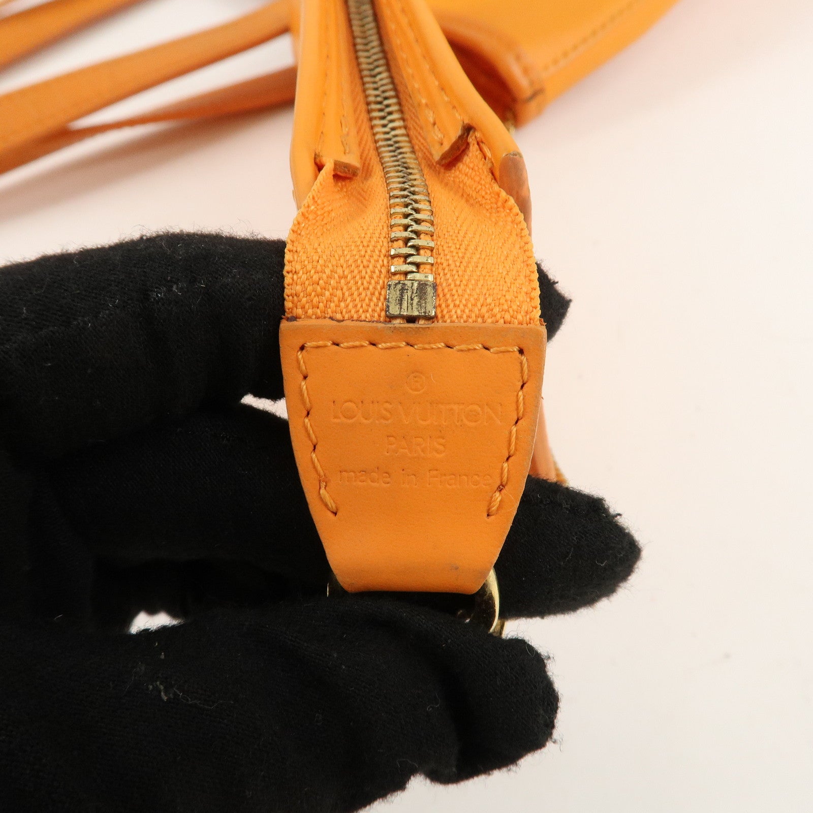 LO-LV bags 3953