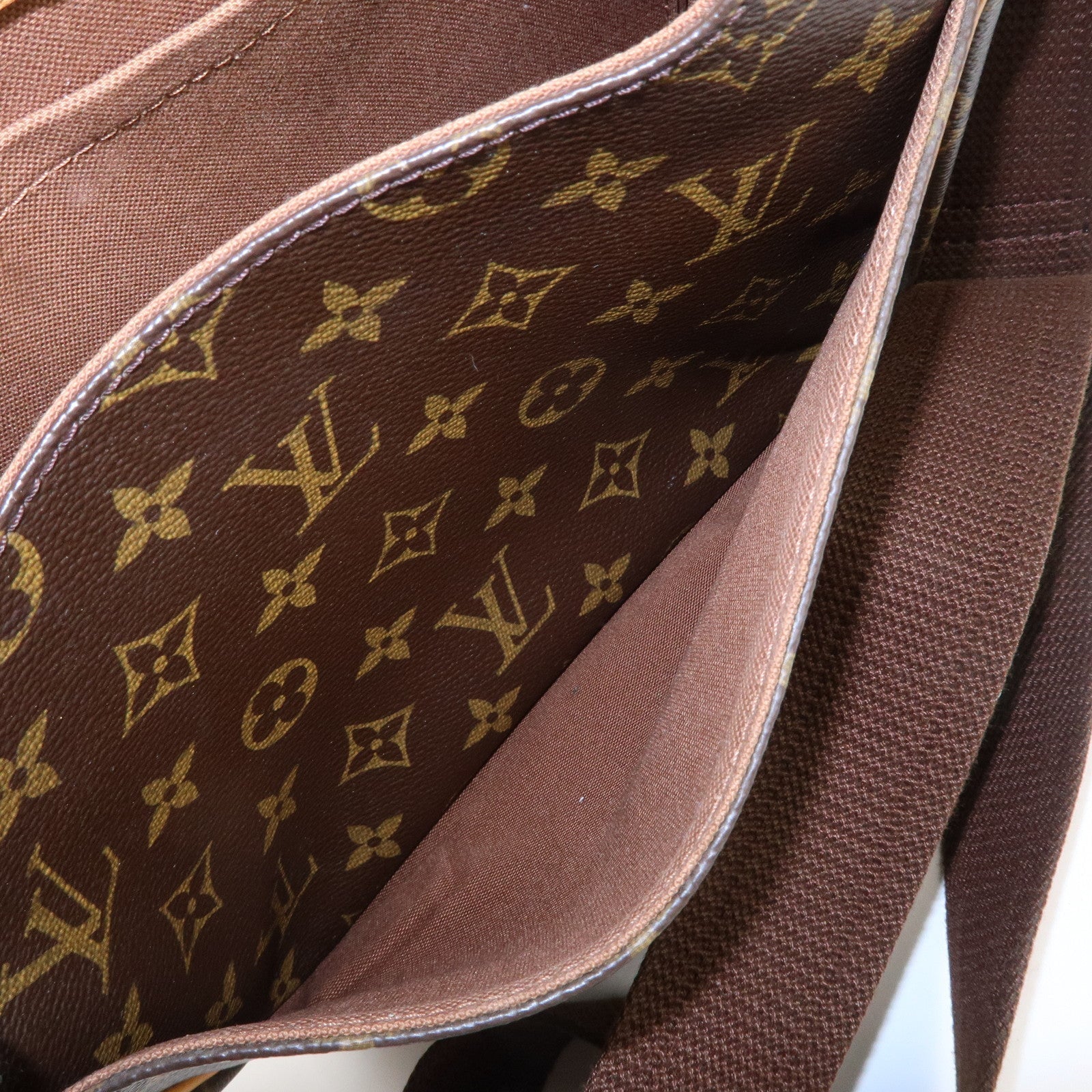 LO-LV bags 3492
