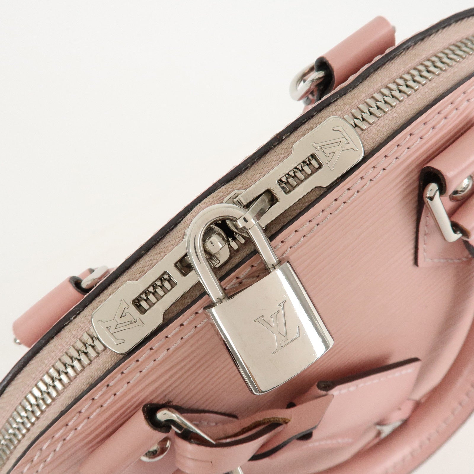 LO-LV bags 3862