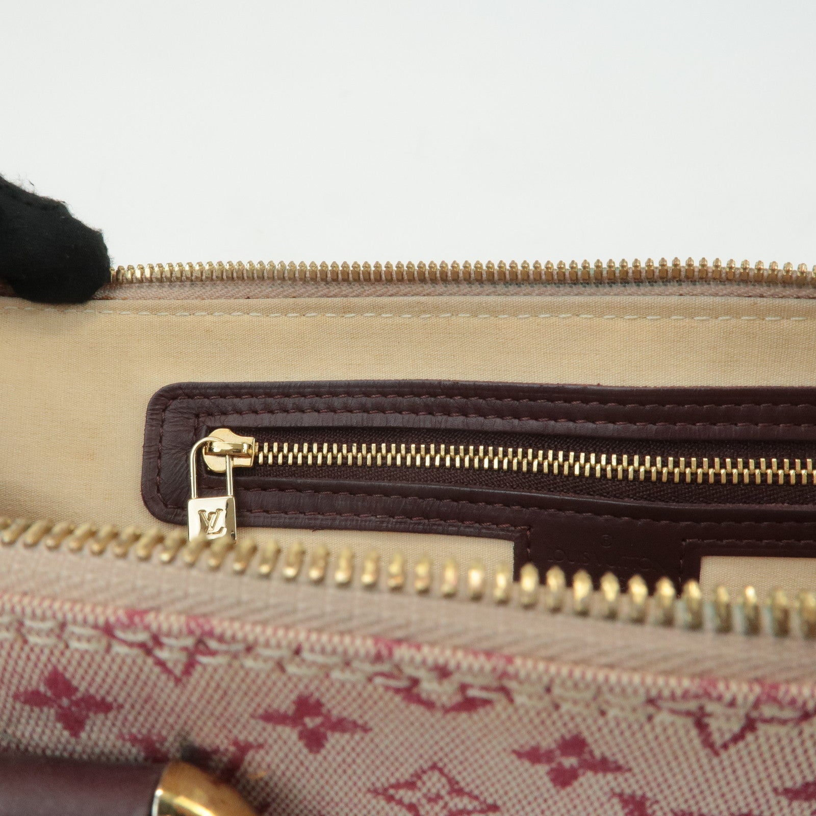 LO-LV bags 3974
