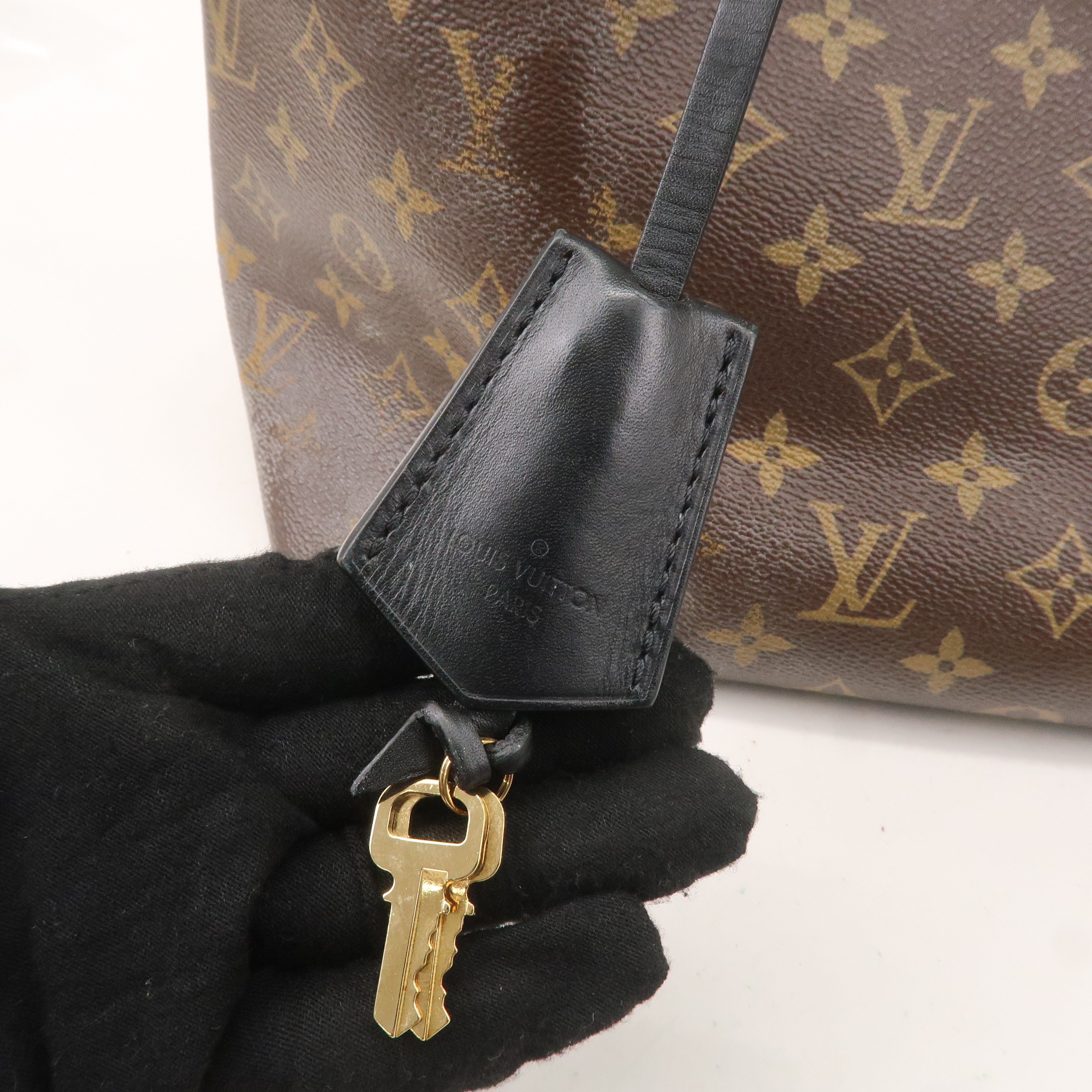 LO-LV bags 3659