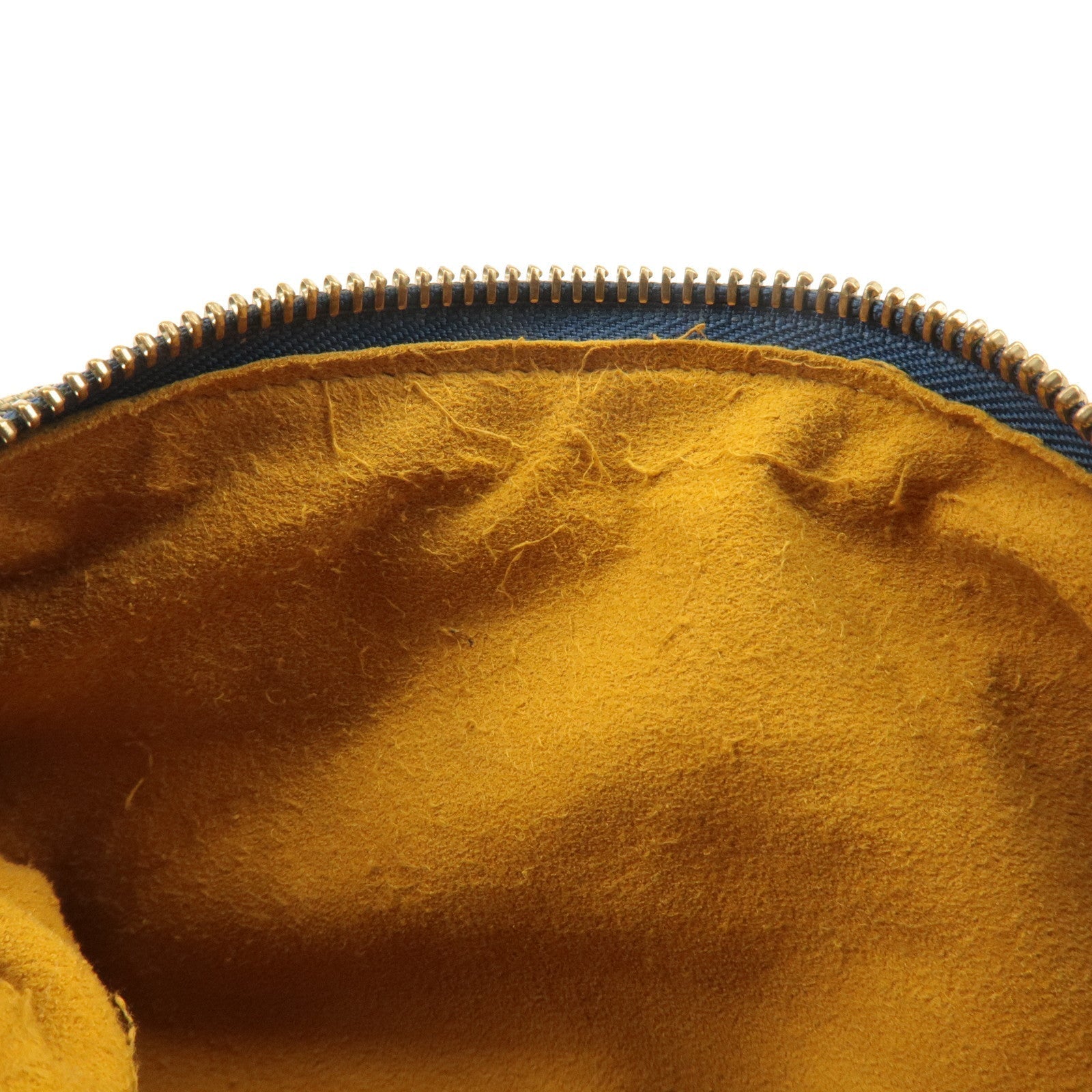 LO-LV bags 4057