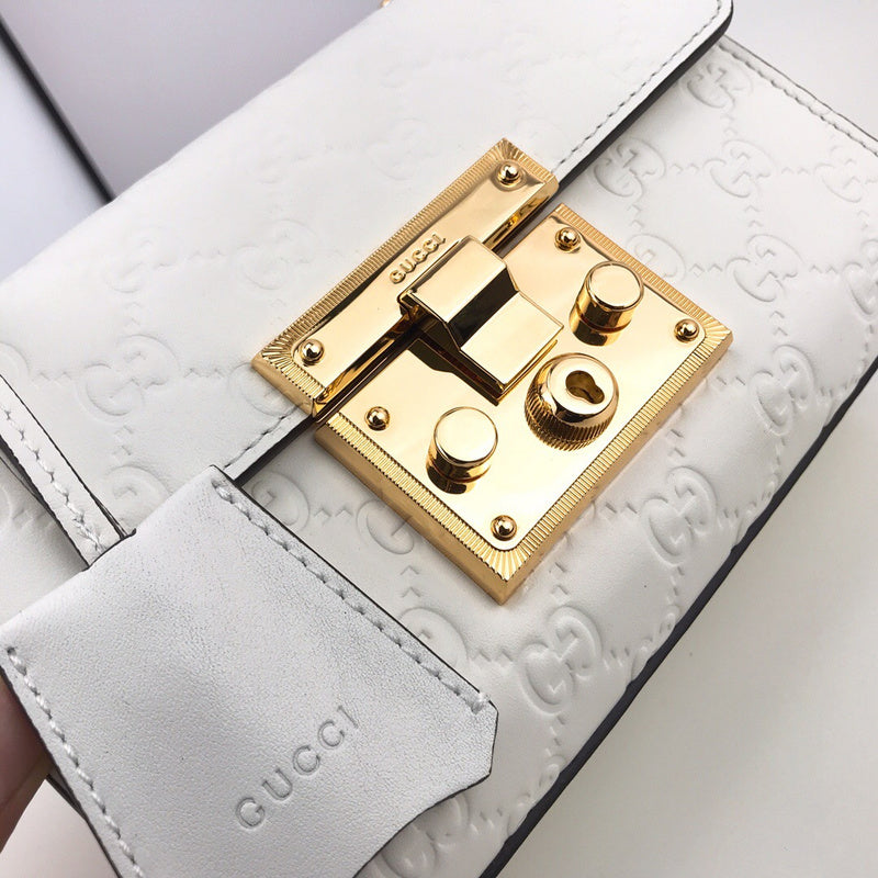 LO - GCC Bags - 2463