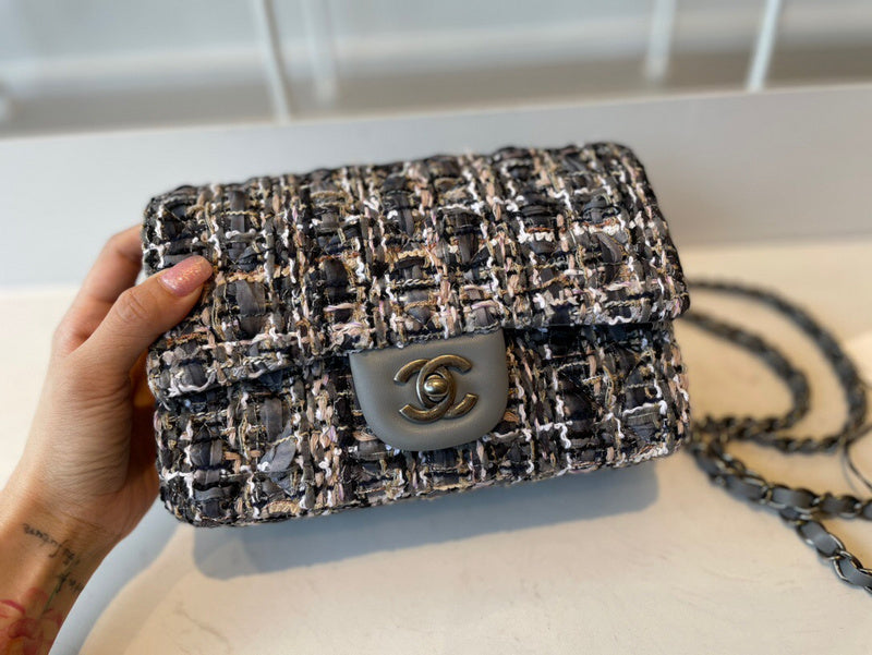 Lusso Official -  CHL BAGS  - 570
