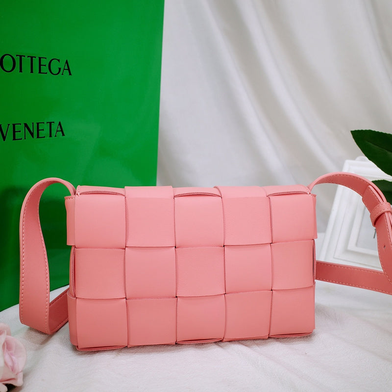 B-VENETA STYLISH HANBAGS FOR WOMEN - 111