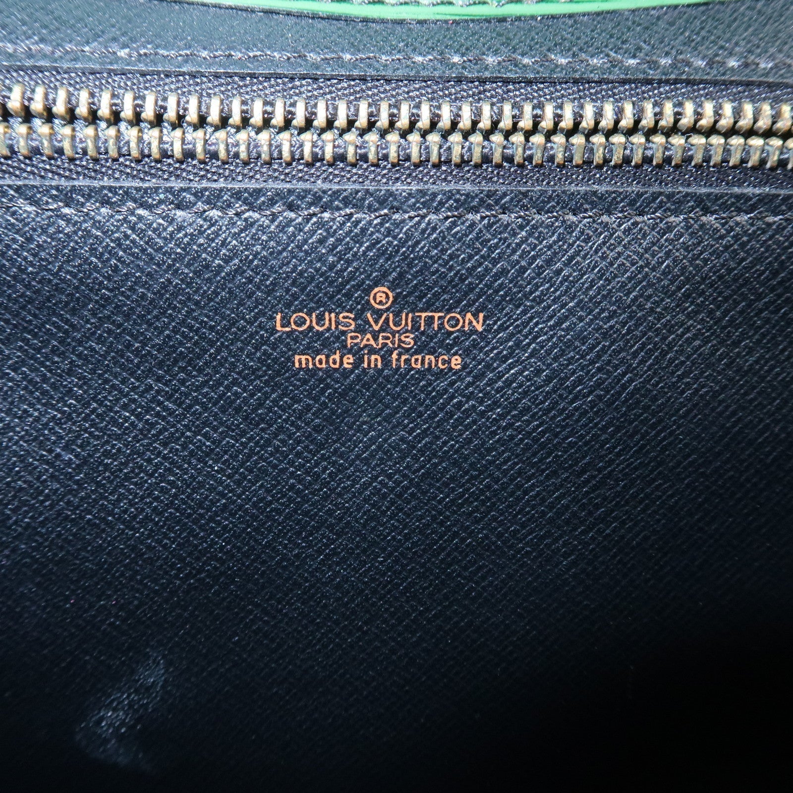 LO-LV bags 3810