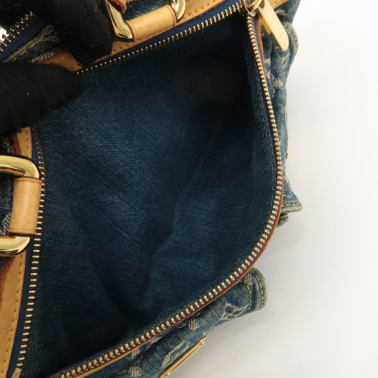 LO-LV bags 4110