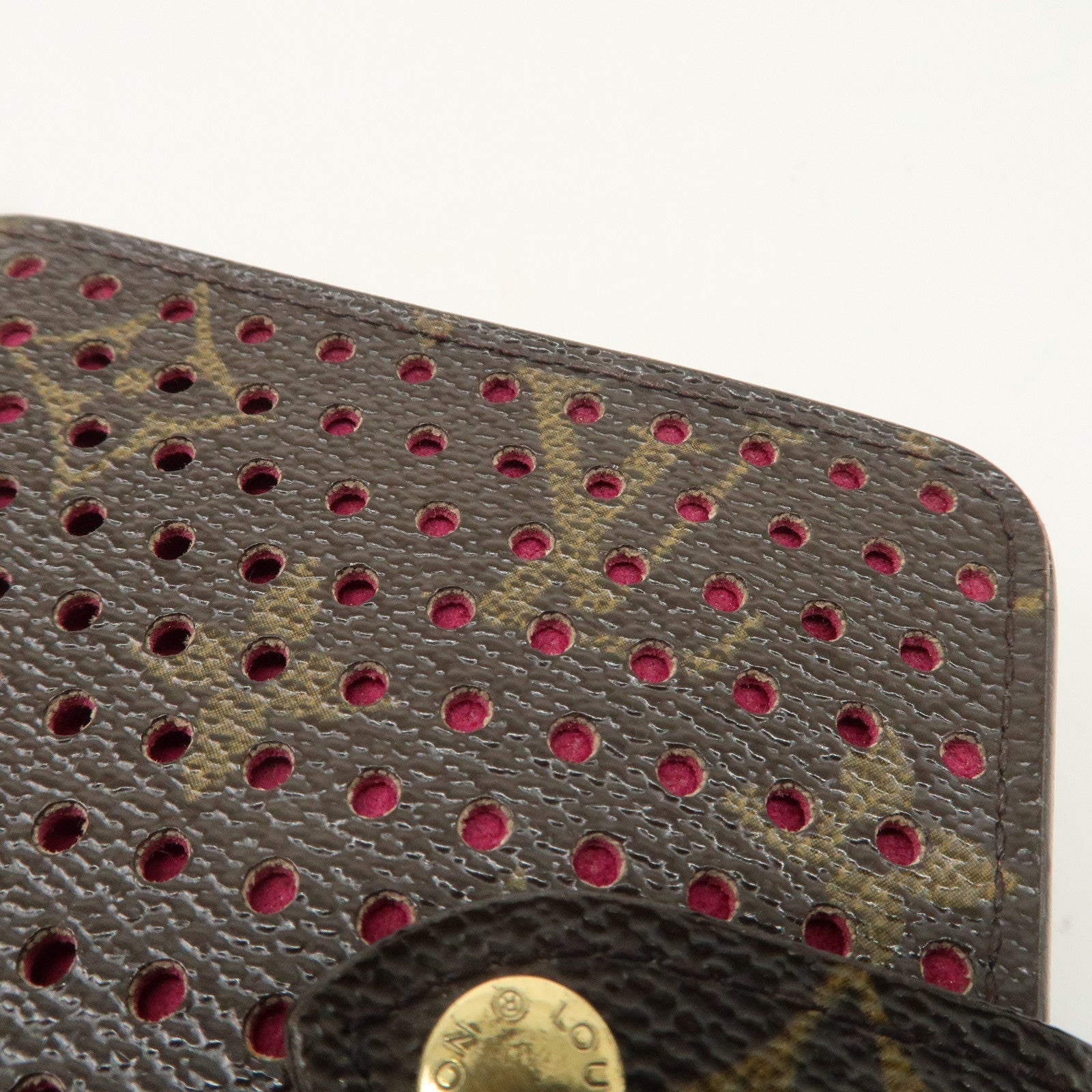 LO-LV bags 4008