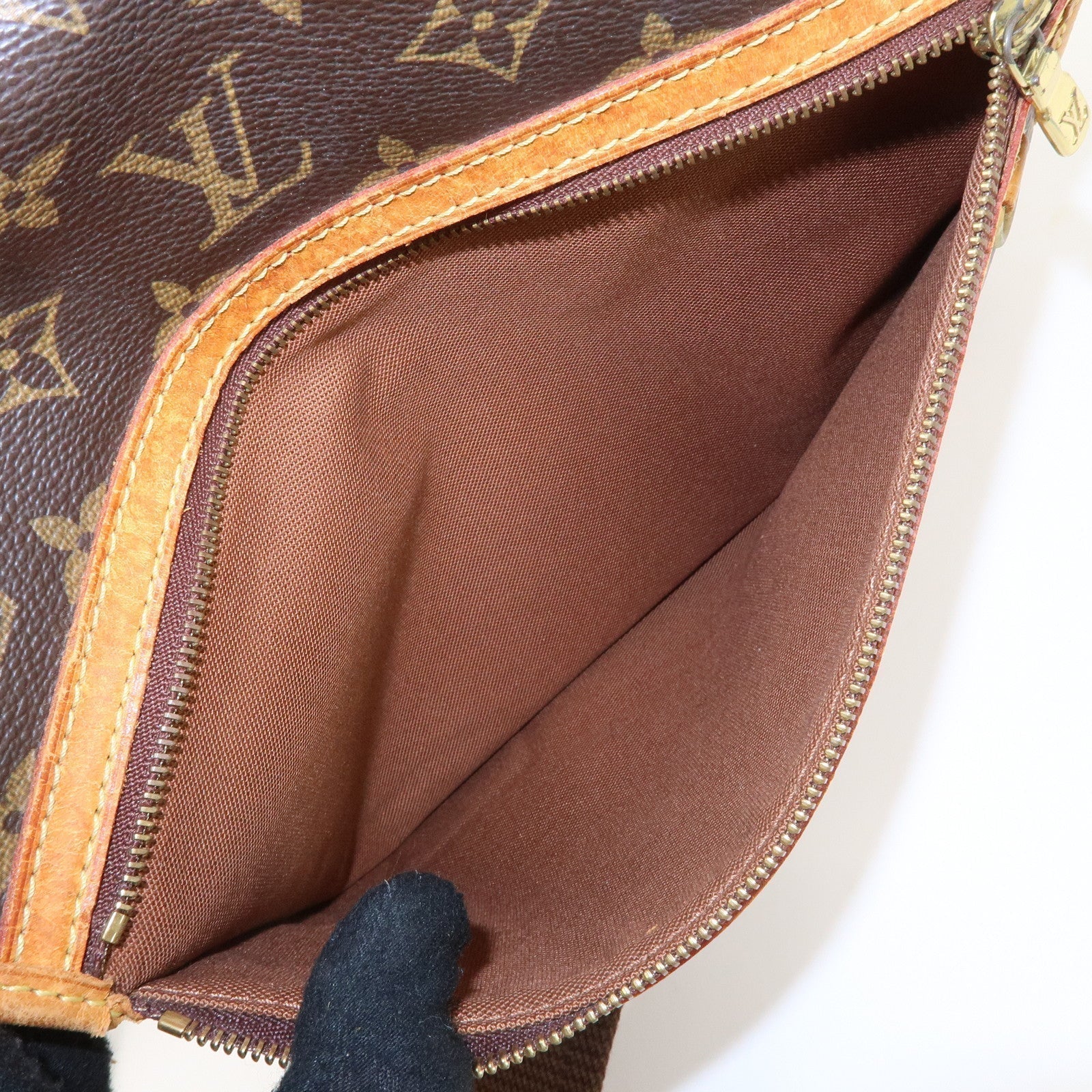LO-LV bags 3492
