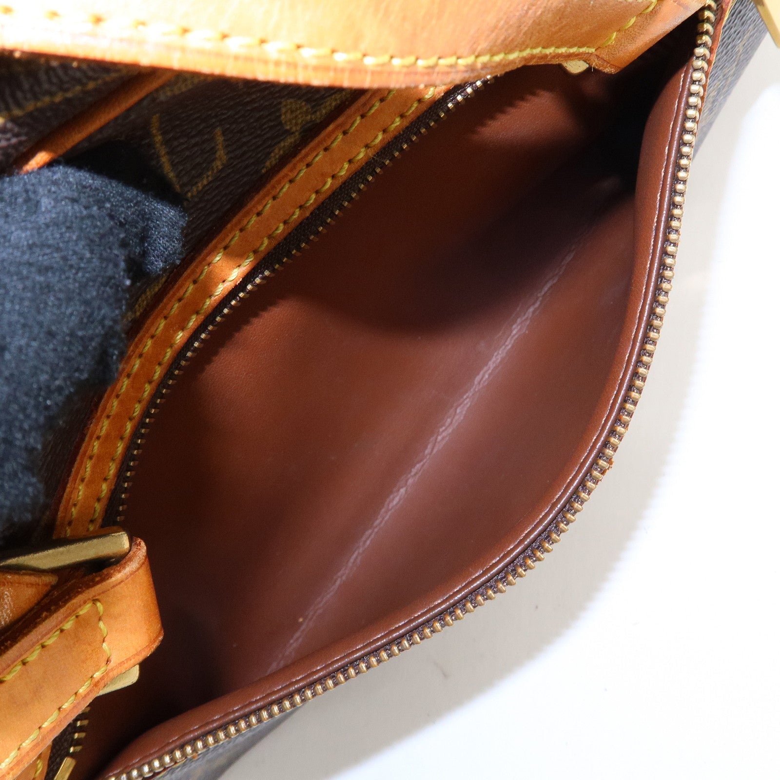 LO-LV bags 3523