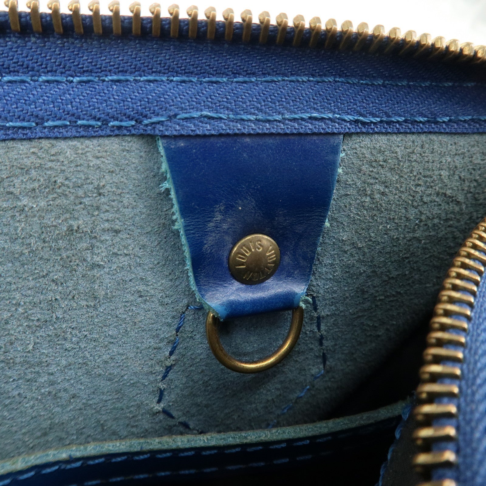 LO-LV bags 3857