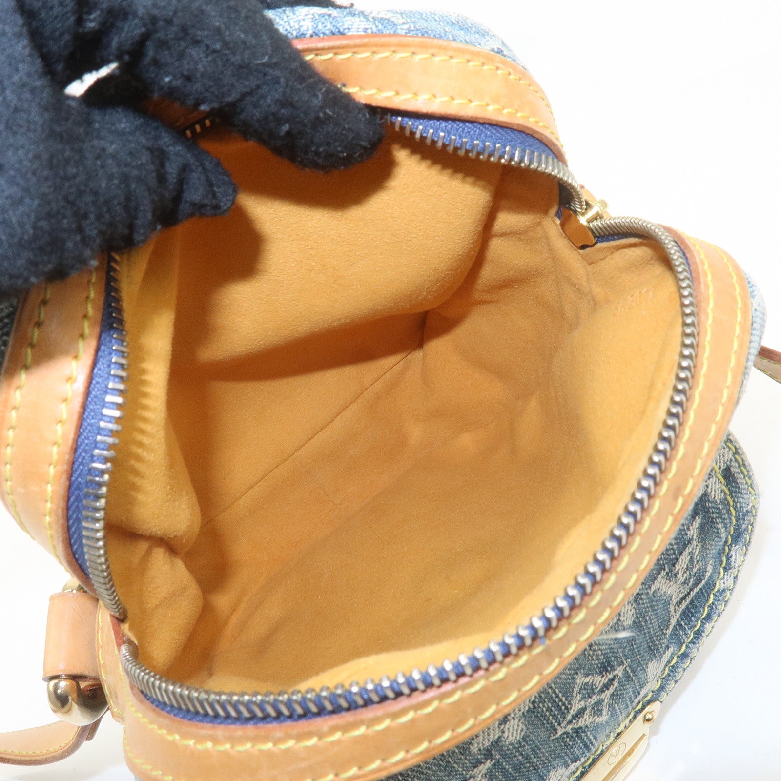 LO-LV bags 4033