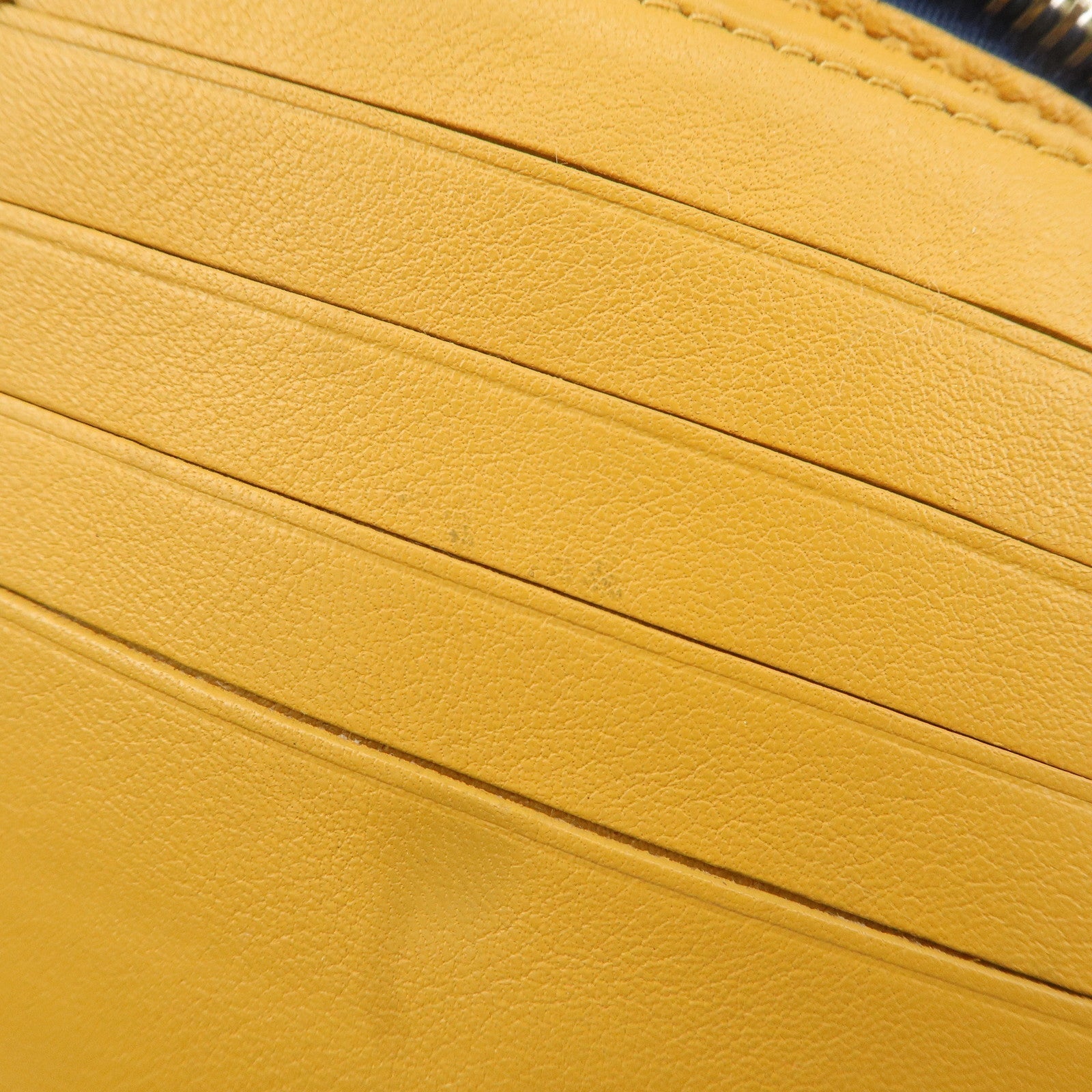 LO-LV bags 3865