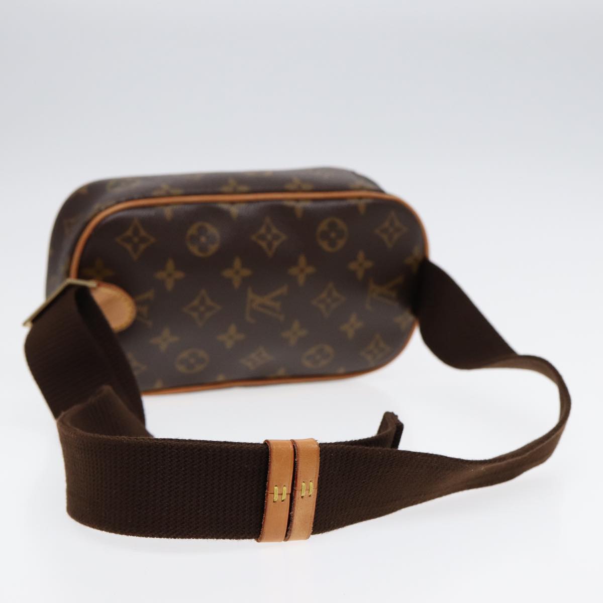 LO-LV bags 1619