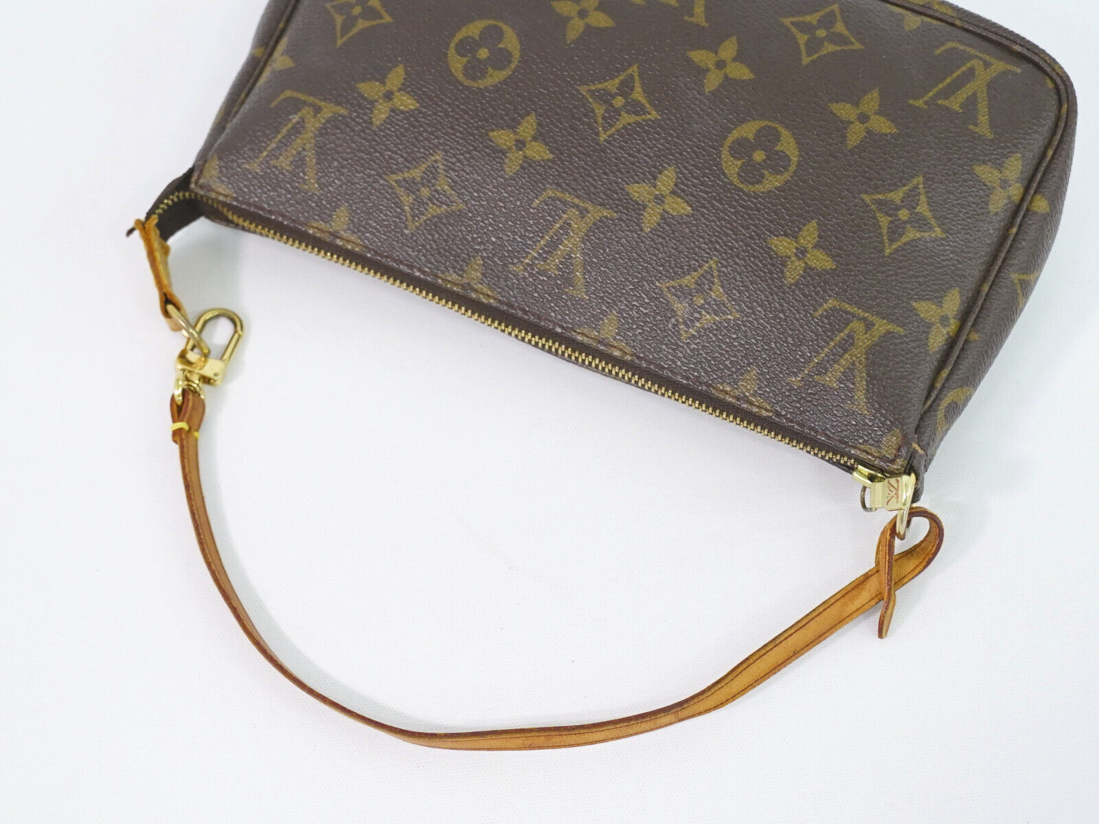 LO-LV bags 1063