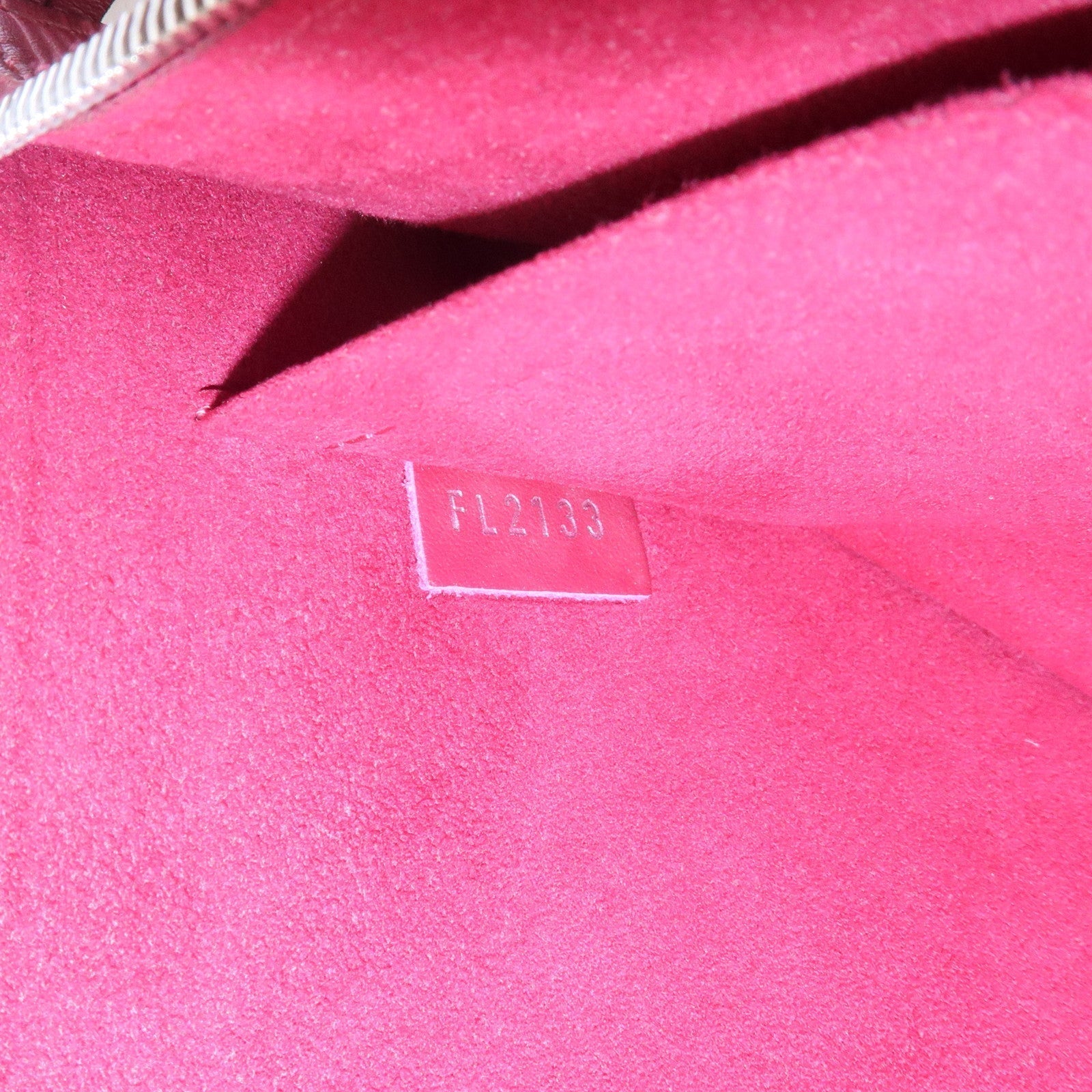 LO-LV bags 3920