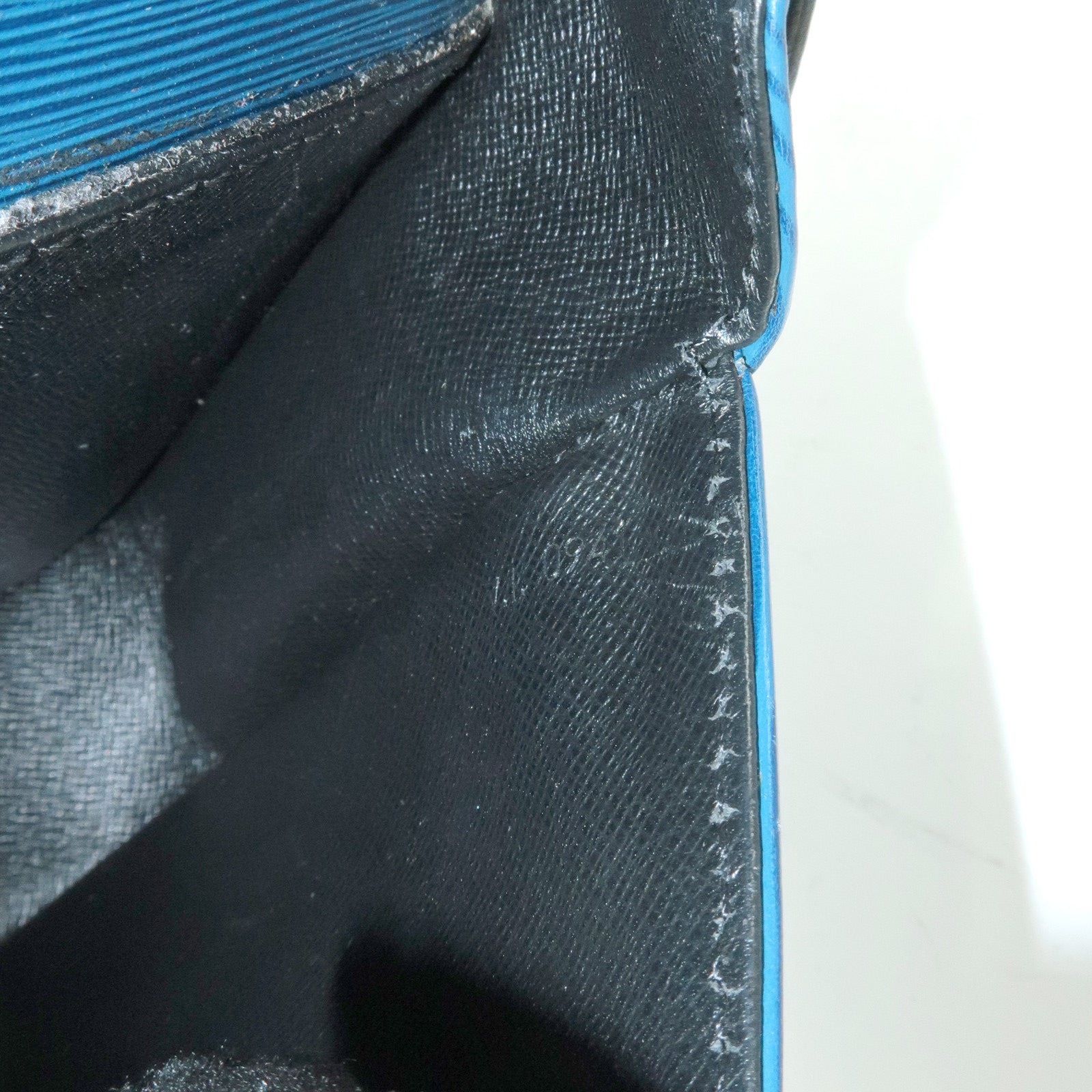 LO-LV bags 3975