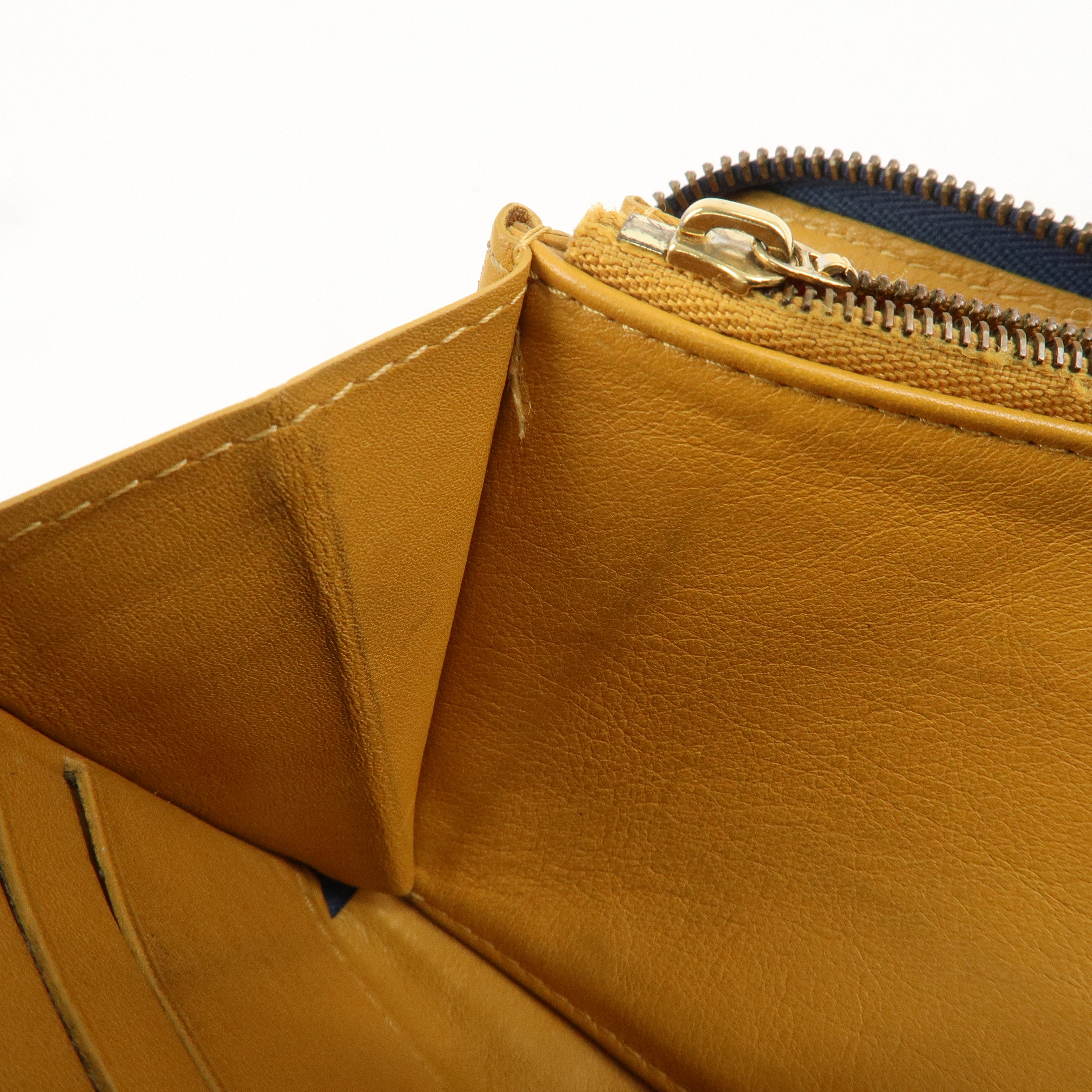 LO-LV bags 4089