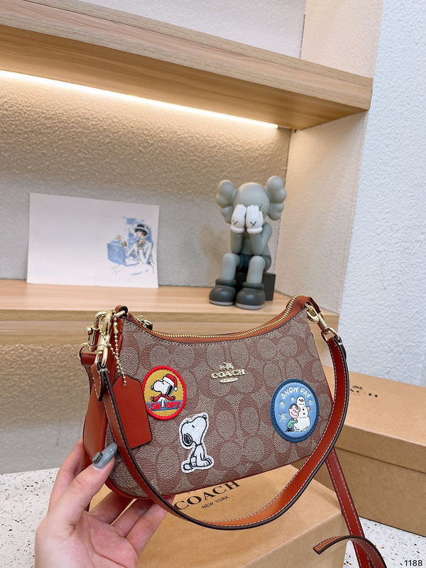 LO - CCH Bags - 303