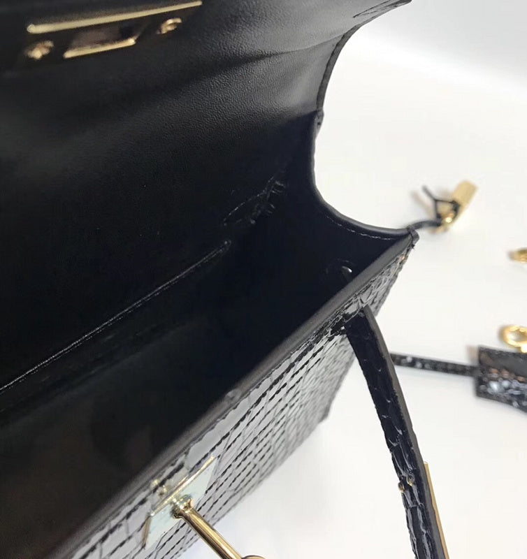LO - HMS Luxury Bags - 787