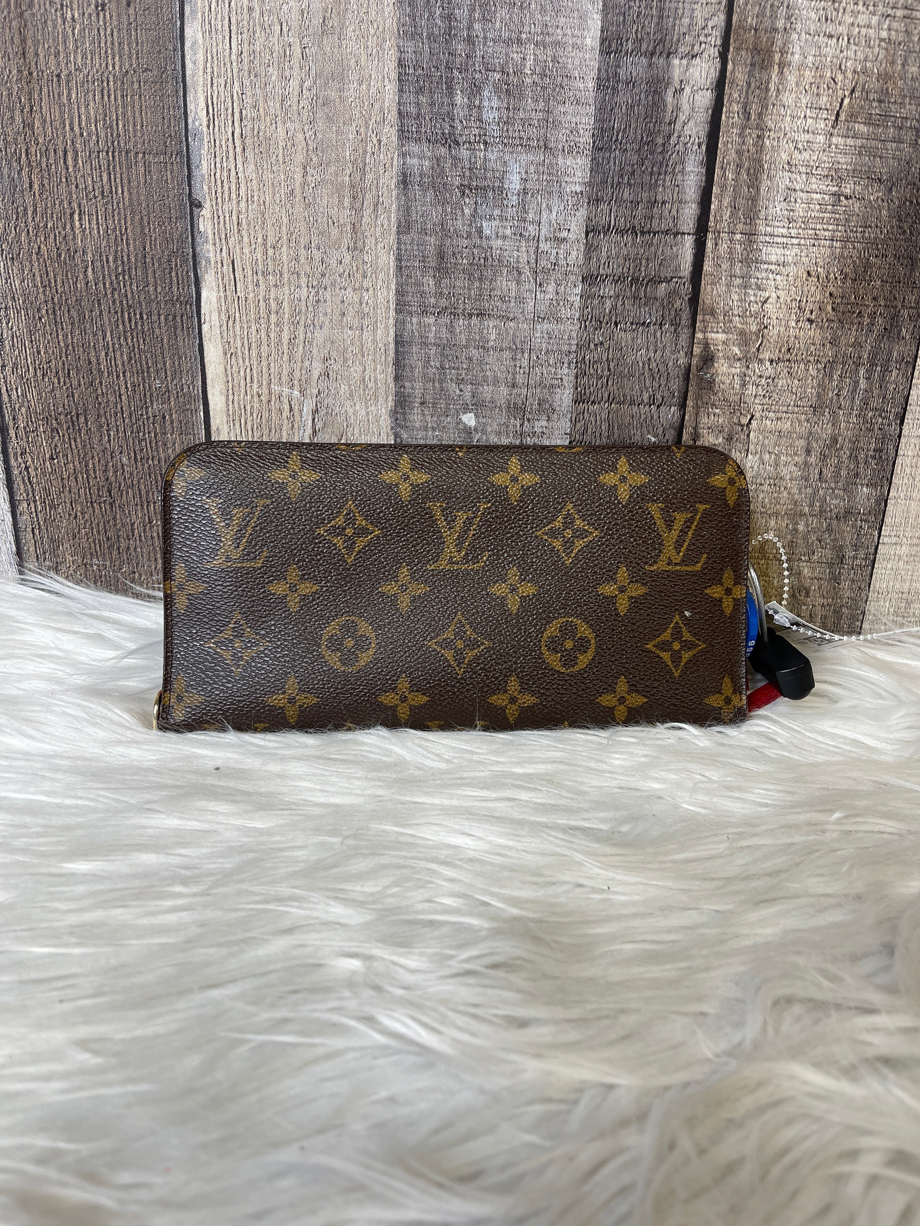 LO-LV bags 3477