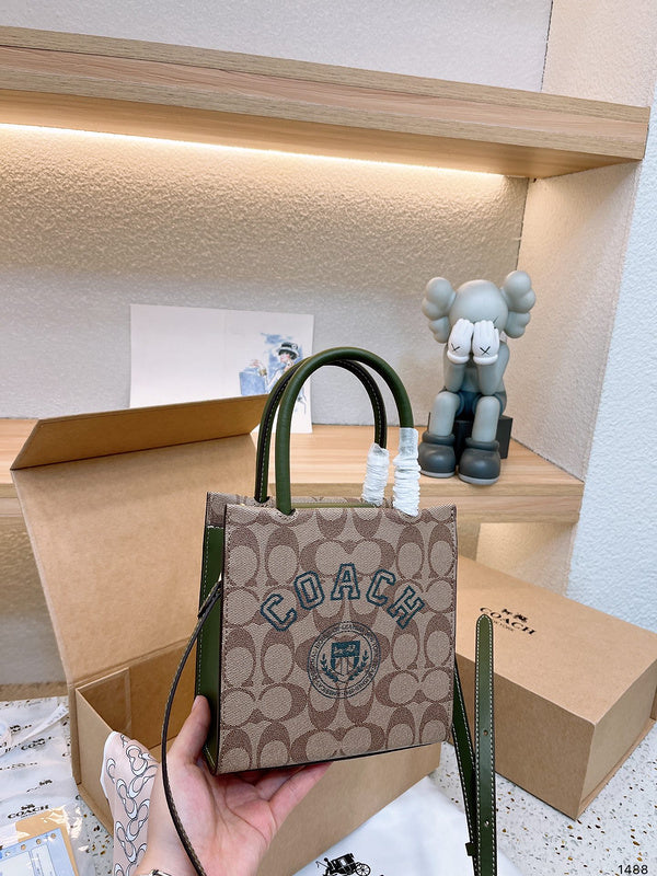 LO - CCH Bags - 425