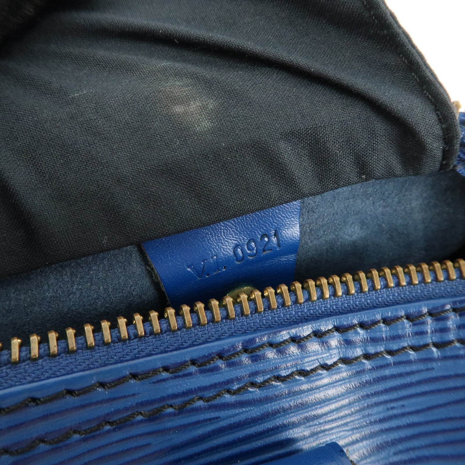 LO-LV bags 3818
