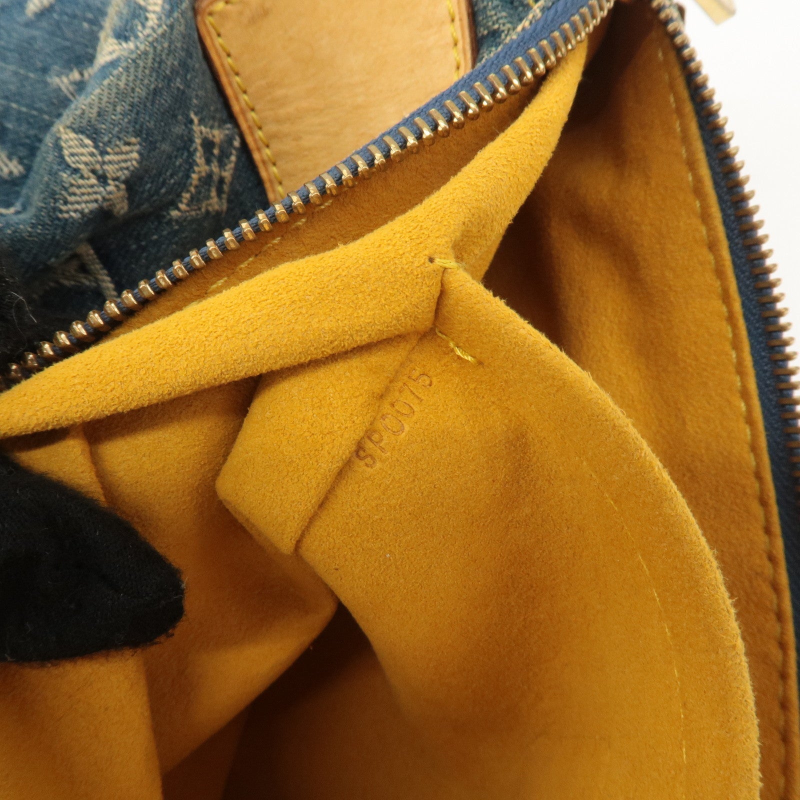 LO-LV bags 4110