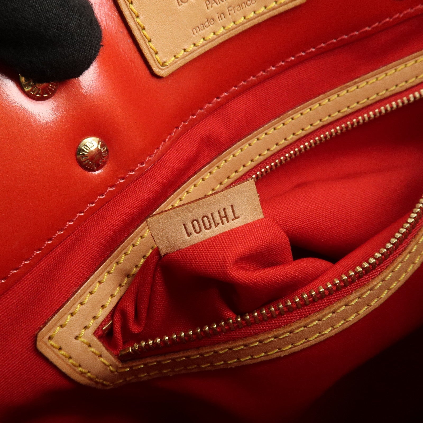 LO-LV bags 3842