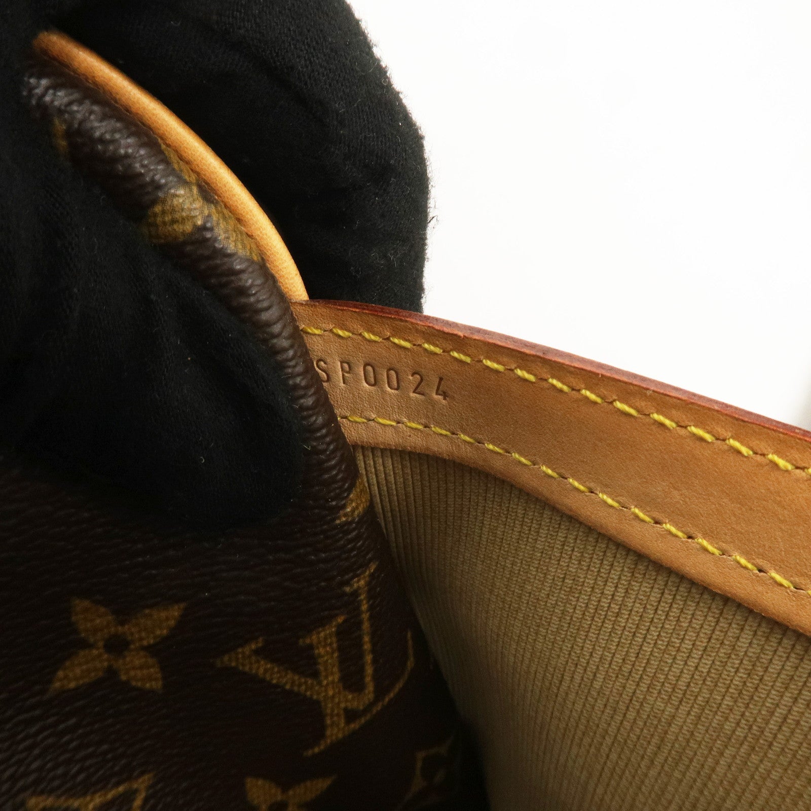 LO-LV bags 3504
