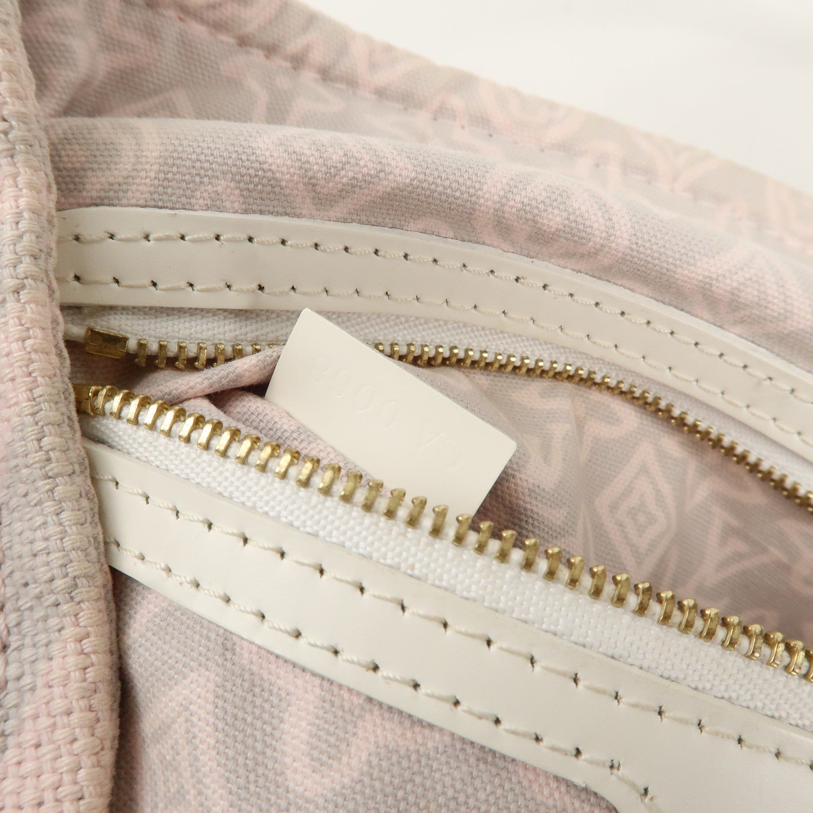 LO-LV bags 4084