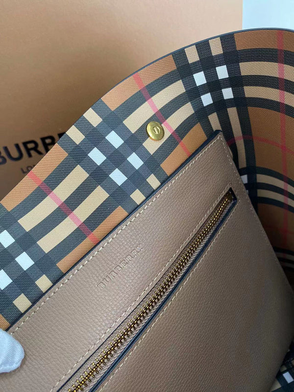 LO - B-BERRY BAGS - 240