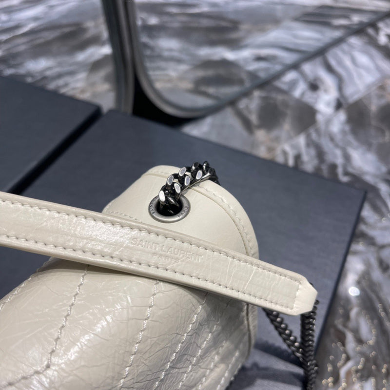 BB - YSL Bag - 3950