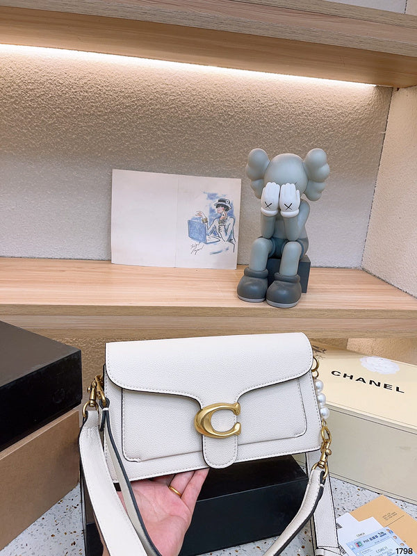 LO - CCH Bags - 019